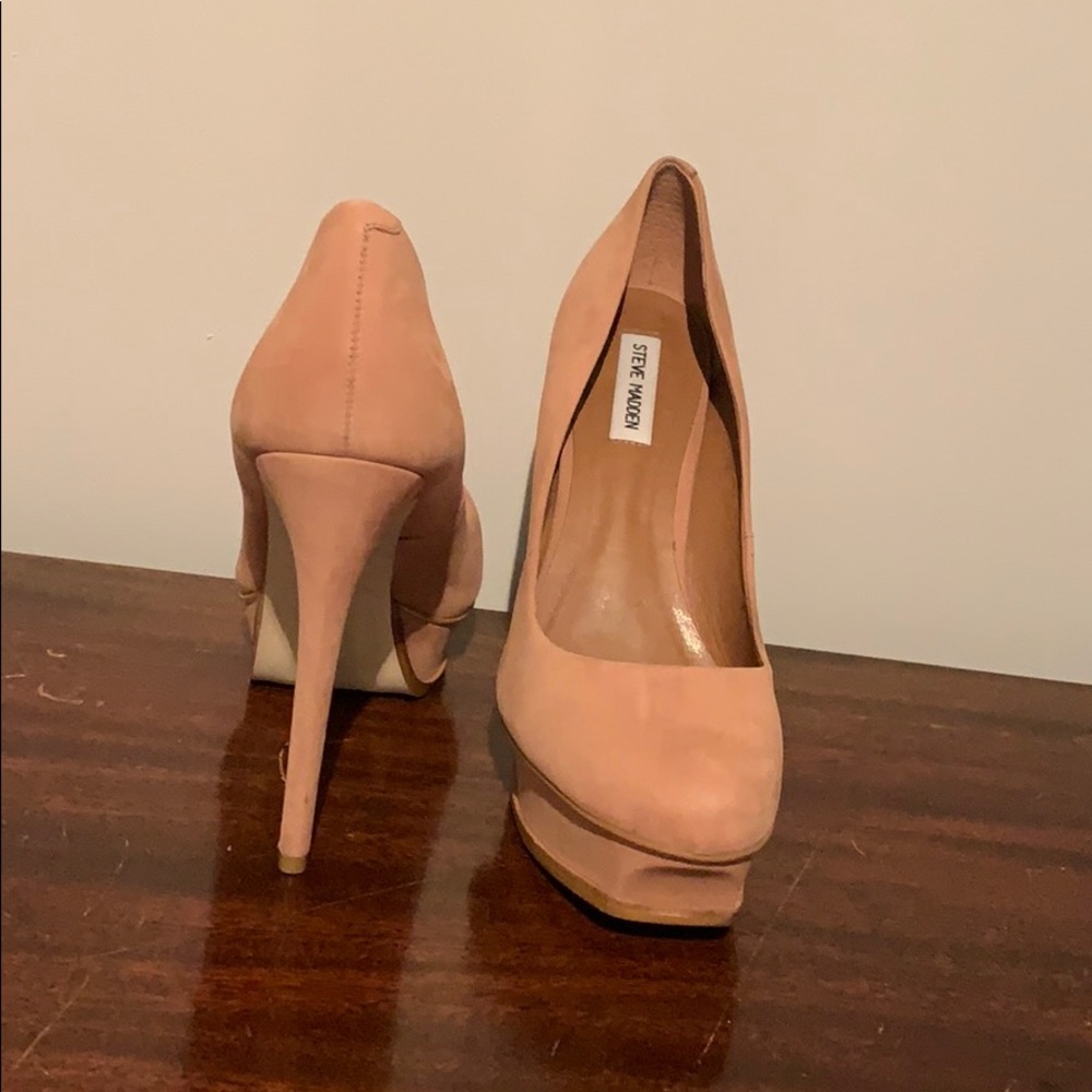 Steve Madden pumps
